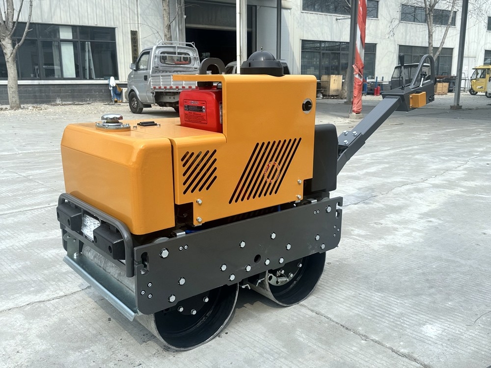 山東奔馬機械(SDBM)手扶雙鋼輪壓路機BM80